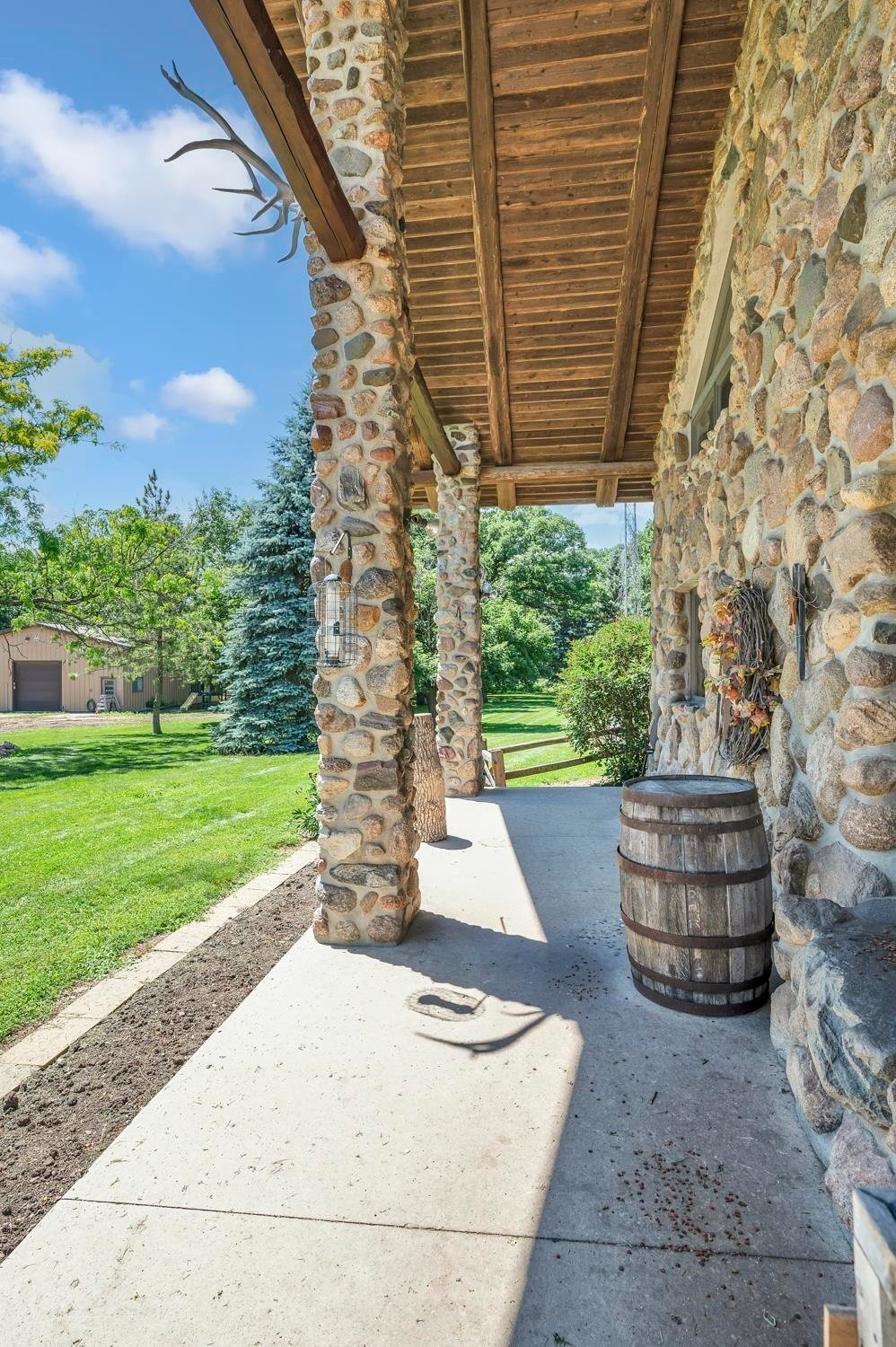House in Milford, Iowa, United States 4 - 18281406