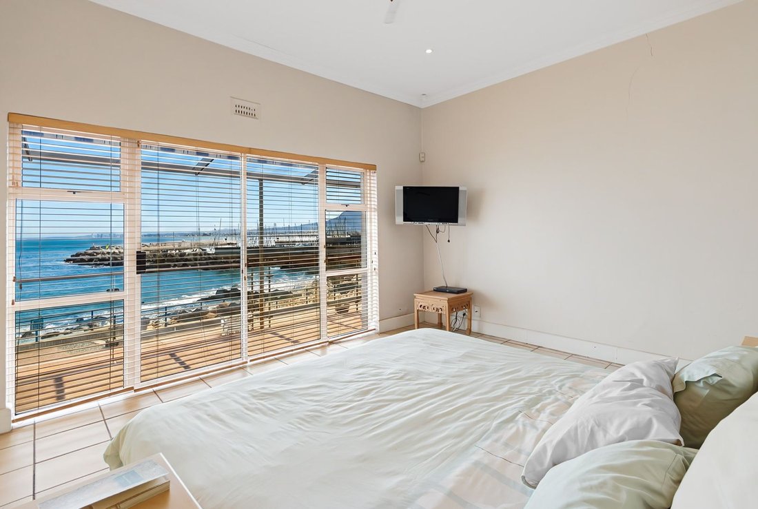 Casa a Gordons Bay Central, Helderberg, Città del Capo 4 - 18290868