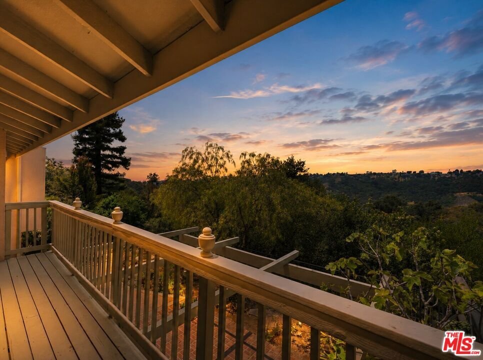 House in Los Angeles, California, United States 2 - 18281998