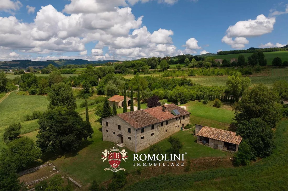 House in Umbertide, Umbria, Italy 2 - 15664293