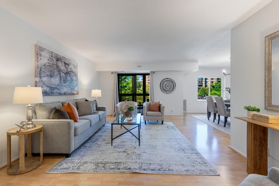 Condo in McLean, Virginia, United States 5 - 18289068