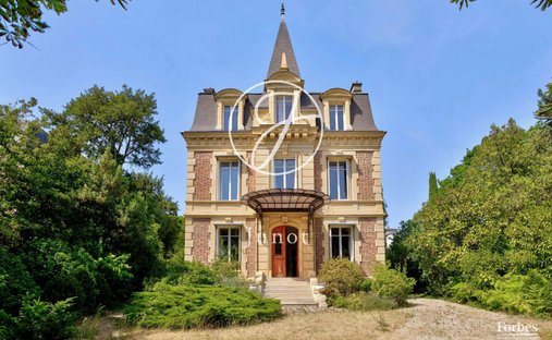 House in Chatou, Ile-de-France, France 1
