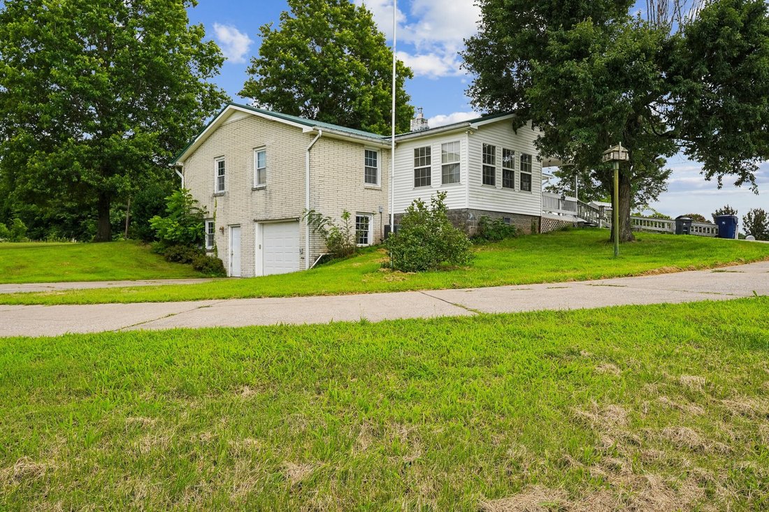 House in Charlotte, Tennessee, United States 4 - 18286317