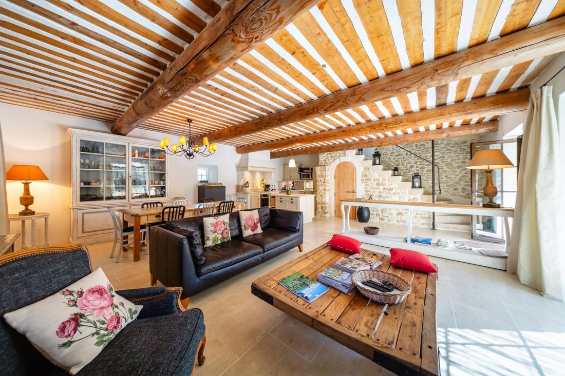 Estate in Ménerbes, Provence-Alpes-Côte d'Azur, France 3 - 18284935