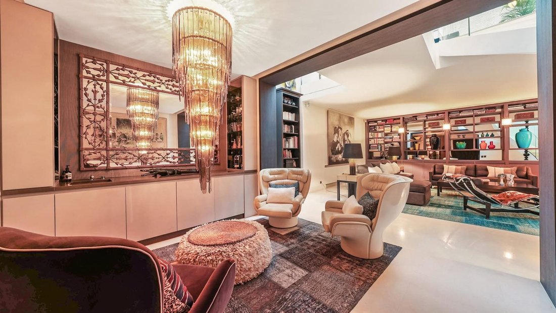 Townhouse in Odéon, Paris 6e Arrondissement, Paris 1 - 18281572