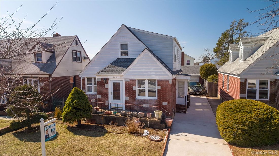 House in New York, New York, United States 1 - 17039573