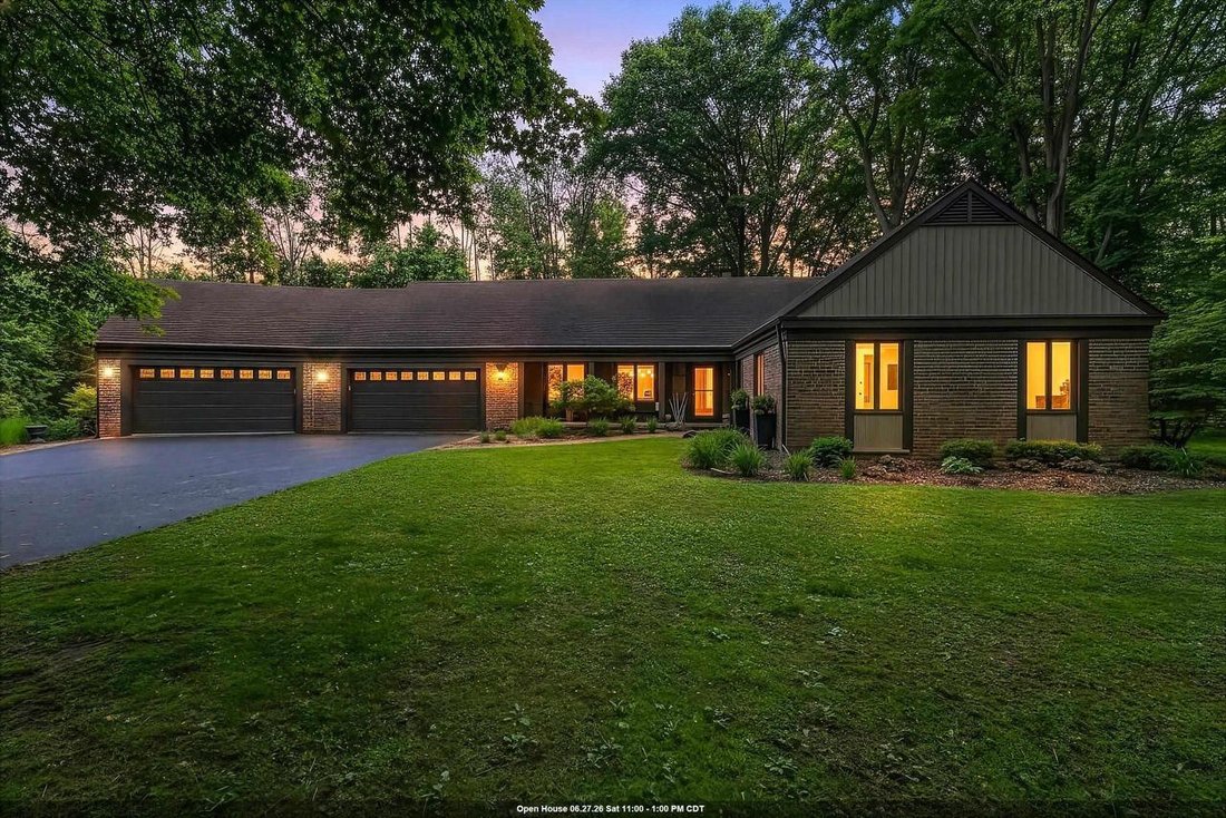 House in Hobart, Wisconsin, United States 1 - 18284441