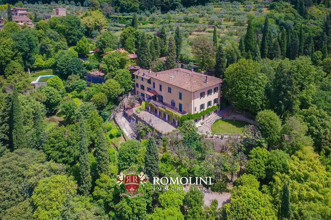 Villa in Fiesole, Tuscany, Italy 3 - 15665812