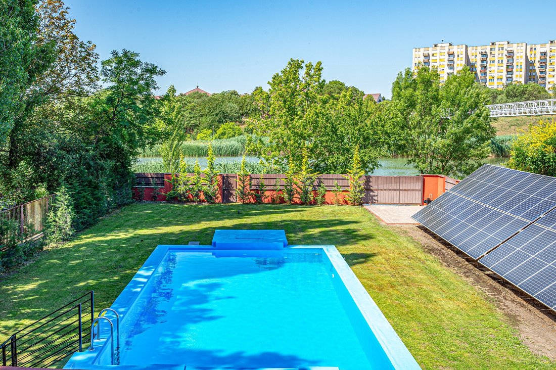 Villa in Budapest, Hungary 5 - 18289562