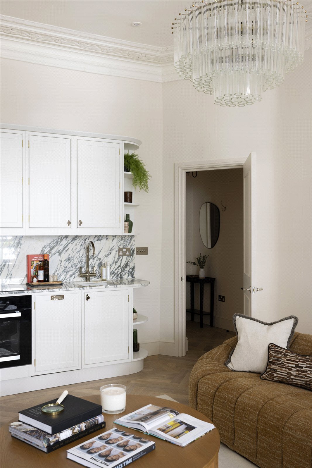 Apartment in Holland Park, Kensington And Chelsea, England 5 - 18280019