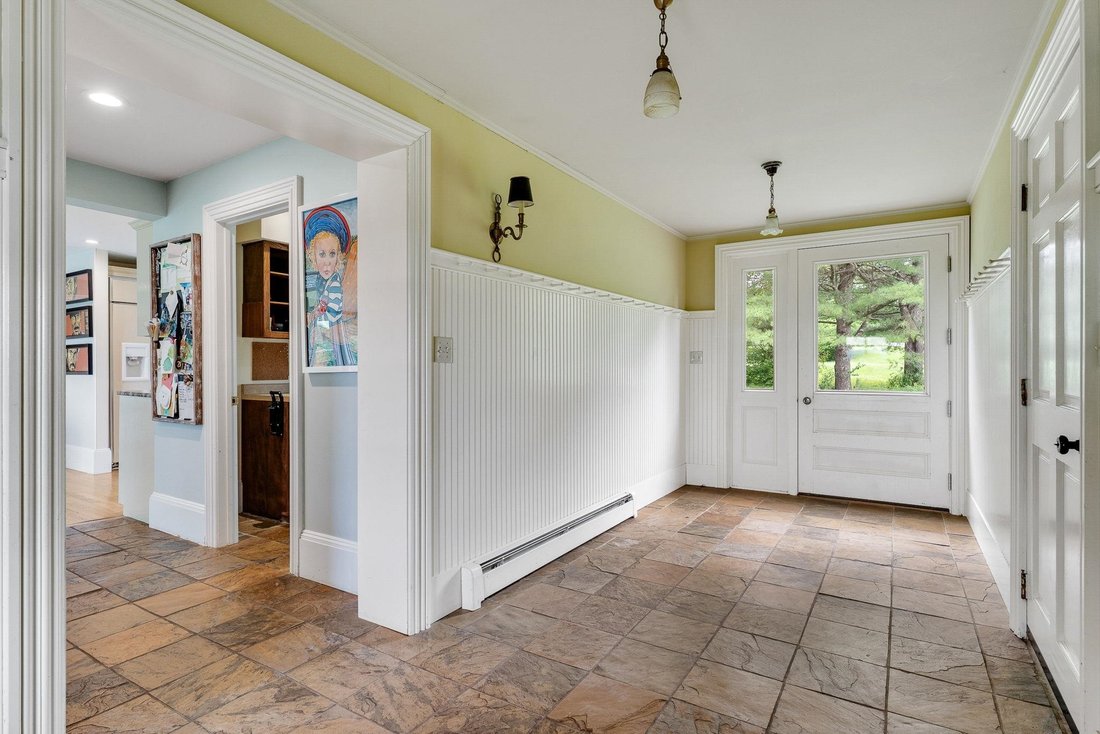 House in Charlotte, Vermont, United States 4 - 18285866