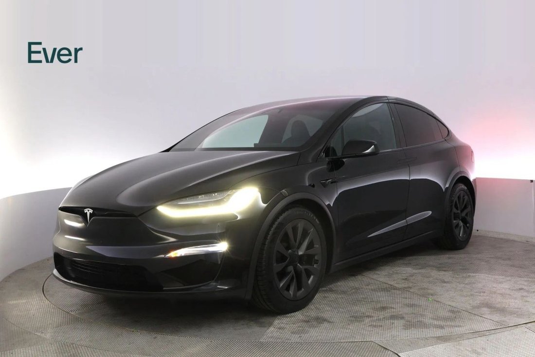 Suv in San Francisco, CA, United States 2 - 17903348