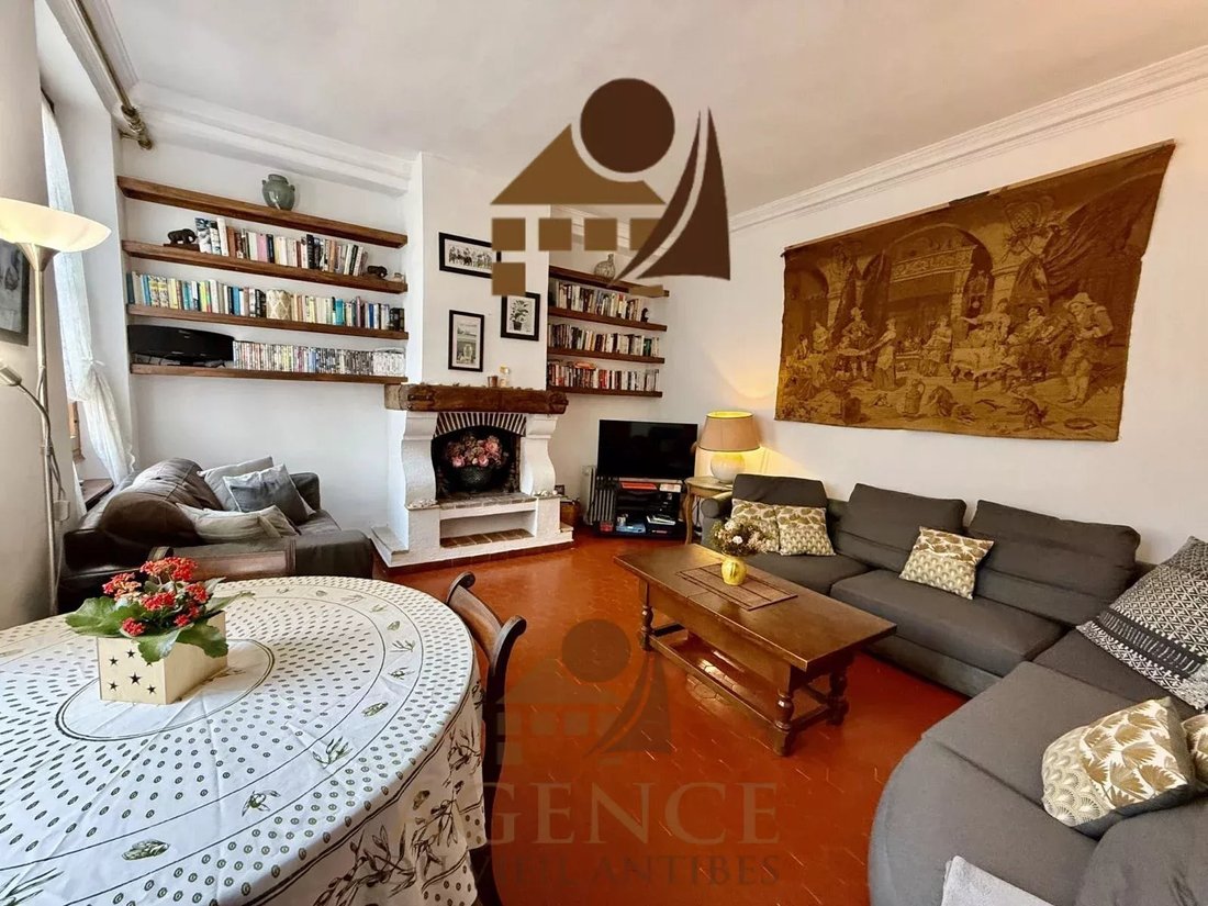 Apartment in Vieille Ville, Antibes, France 2 - 17809991