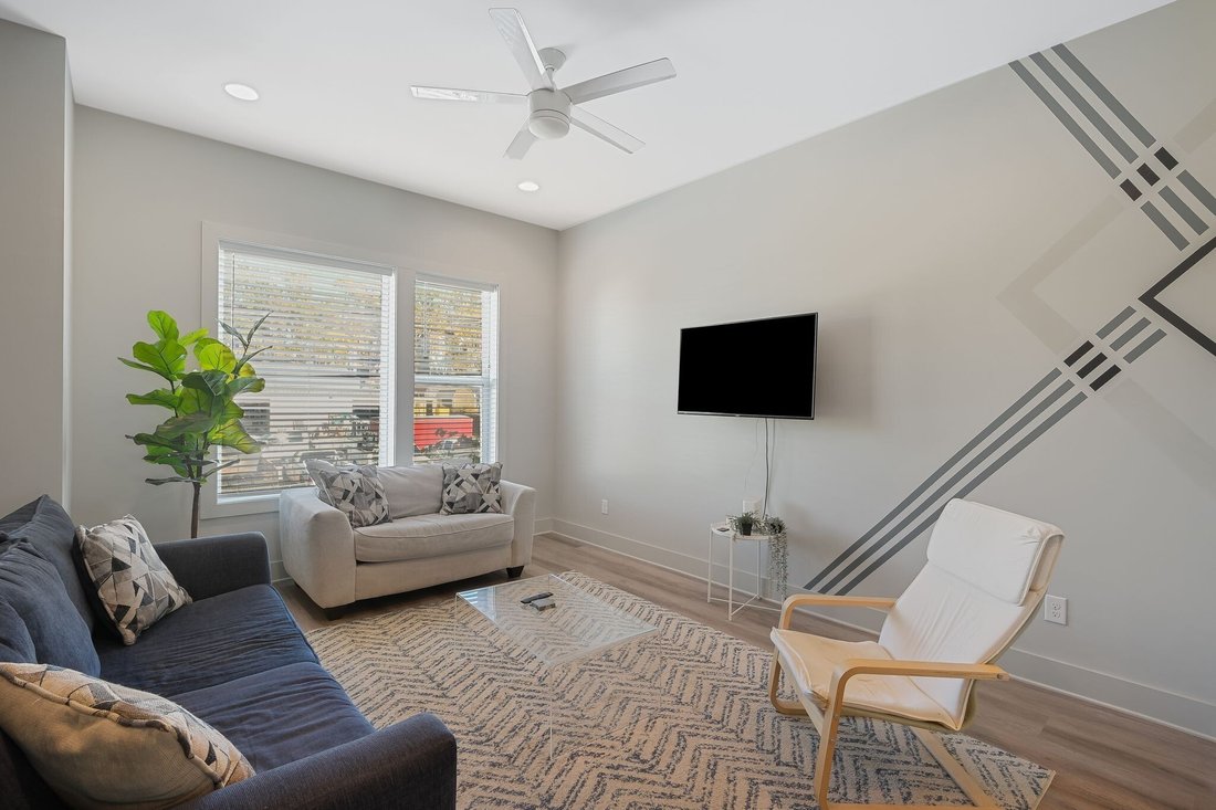 Co Op in Nashville, Tennessee, United States 5 - 18280609