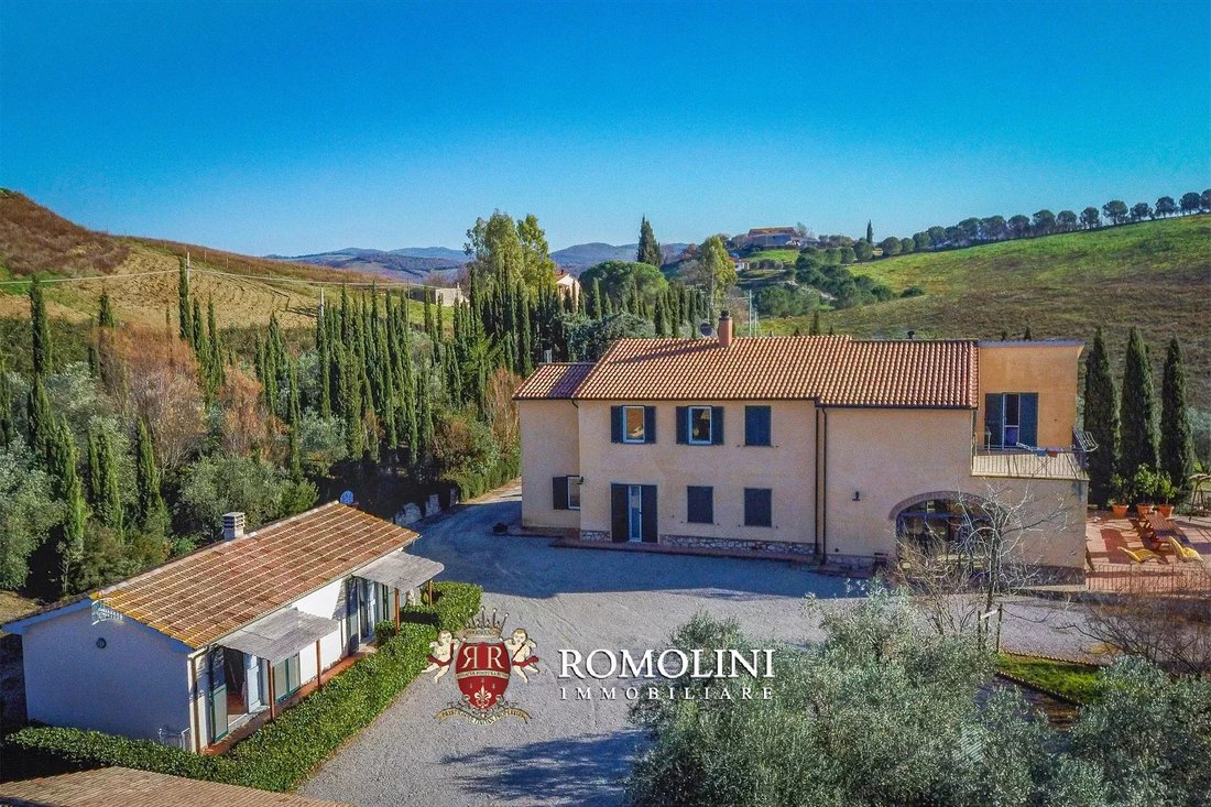 Farm Ranch in Manciano, Tuscany, Italy 2 - 15663180
