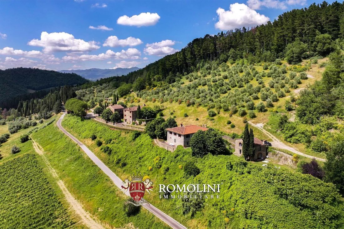 Corps de ferme à Dicomano, Toscane, Italie 2 - 15666314