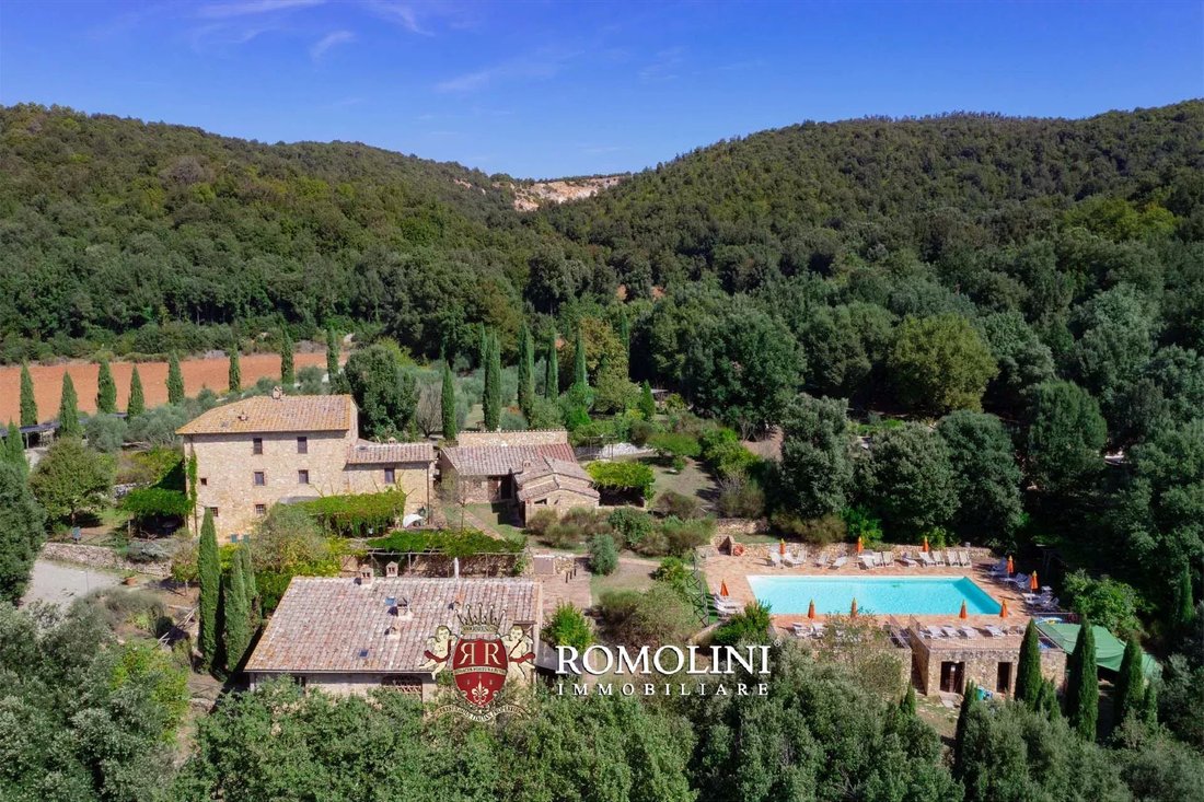Casole d'Elsa, Tuscany, Italy 2 - 15664769