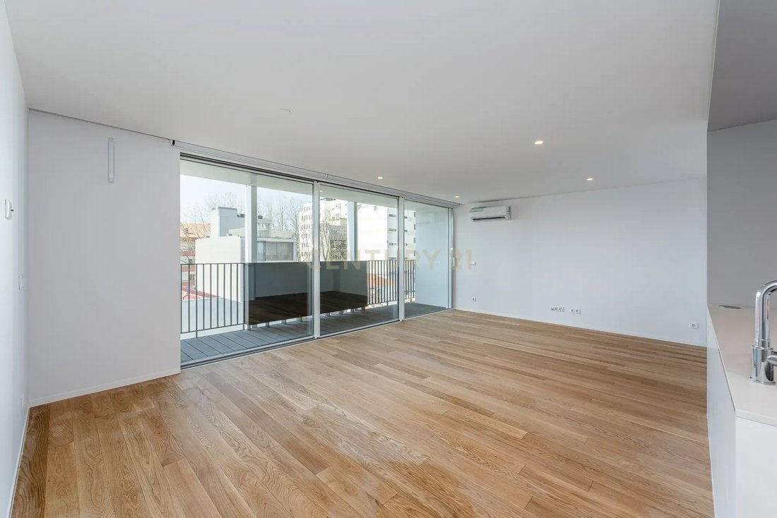 Apartment in Matosinhos e Leca da Palmeira, Porto District, Portugal 5 - 18293922