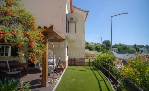 Villa a Bucelas, Lisbona, Portogallo 1