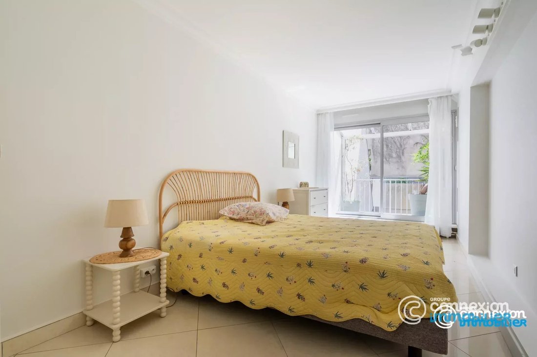 Apartment in Louis Blanc-Aqueduc, Paris 10e Arrondissement, Paris 5 - 18295750