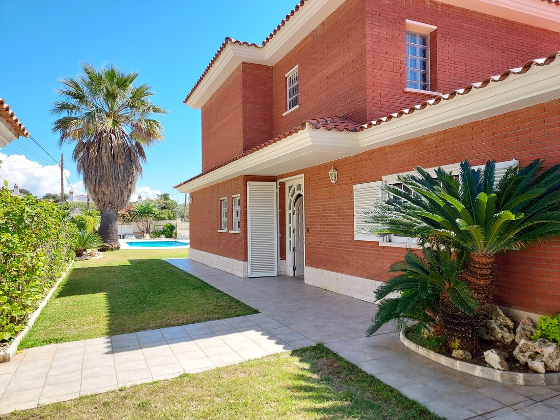 Chalet in el Vendrell, Catalonia, Spain 4 - 17676806