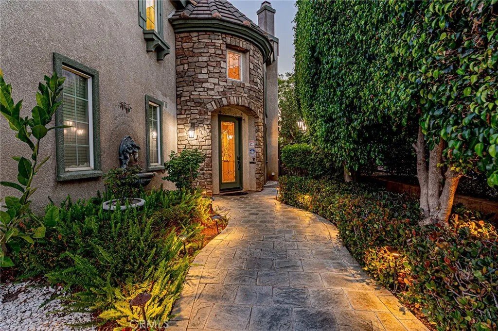 House in Placentia, California, United States 3 - 18280890