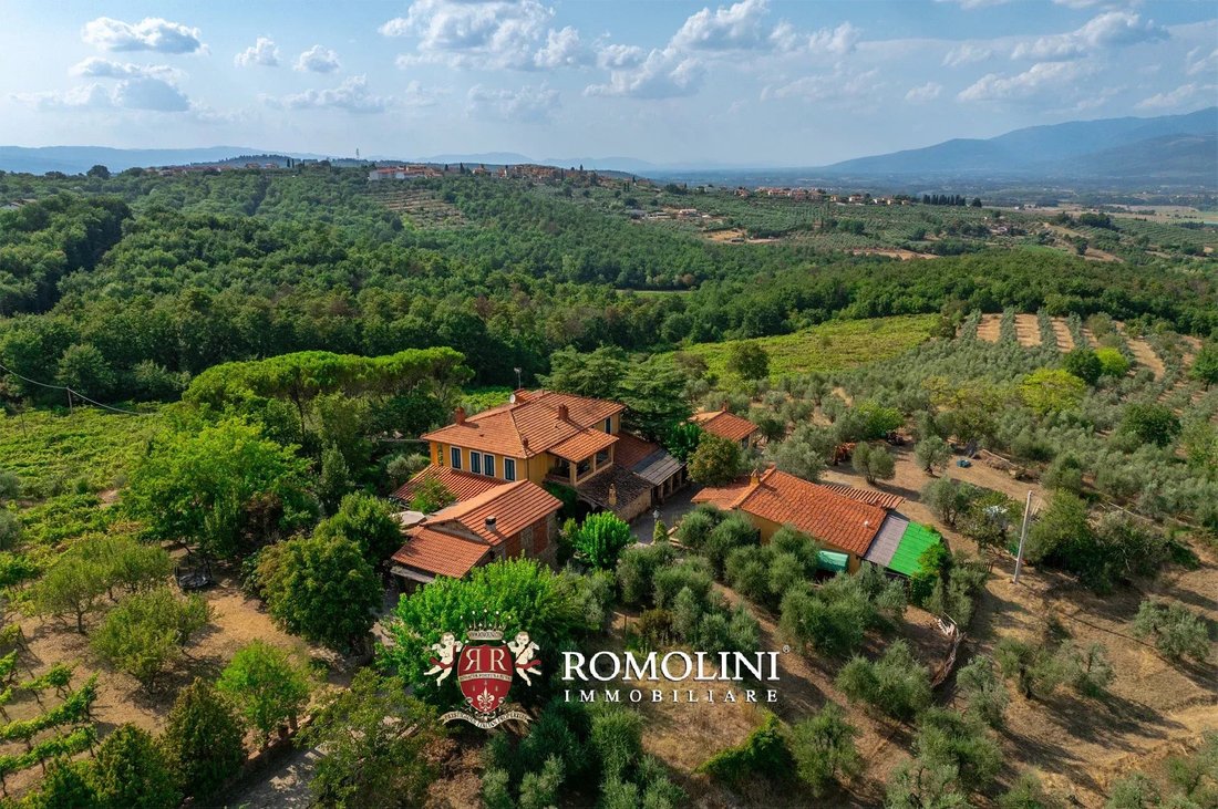 Estate in Laterina Pergine Valdarno, Tuscany, Italy 3 - 15665086
