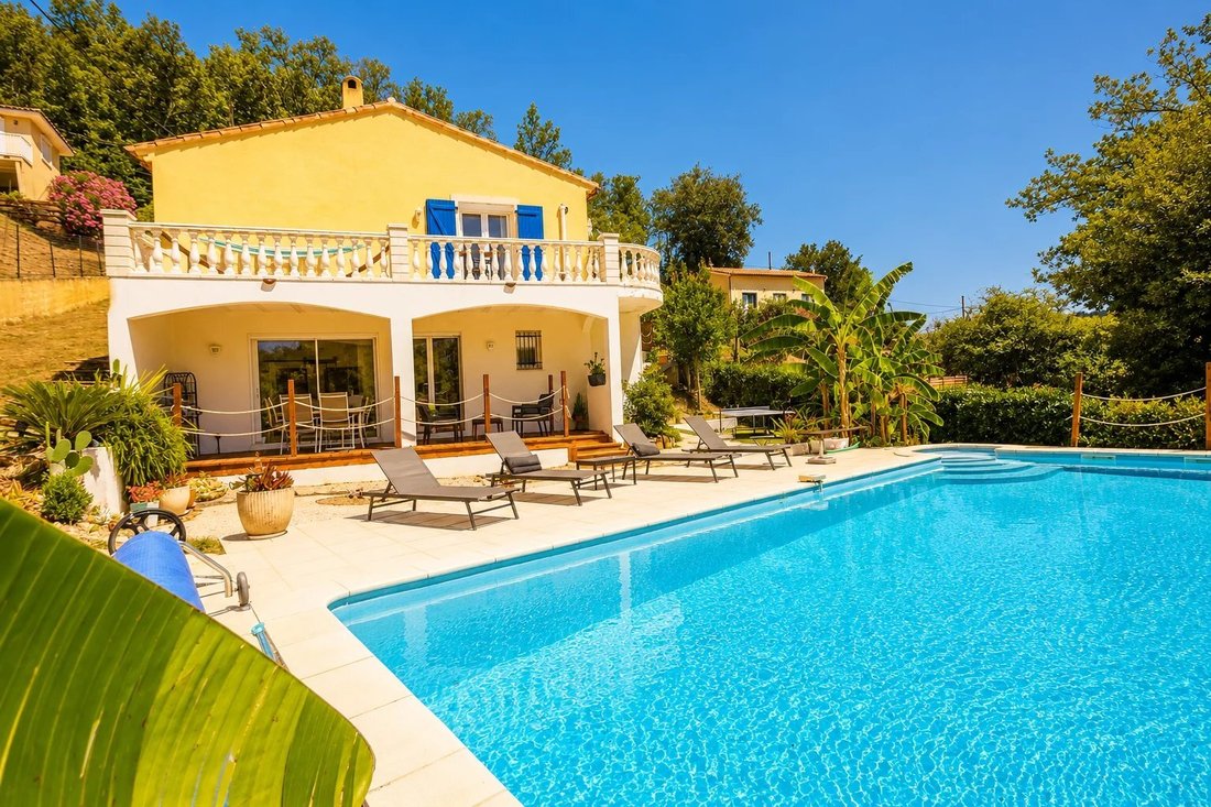 Villa in Les Adrets-de-l'Estérel, Provence-Alpes-Côte d'Azur, France 2 - 18295022