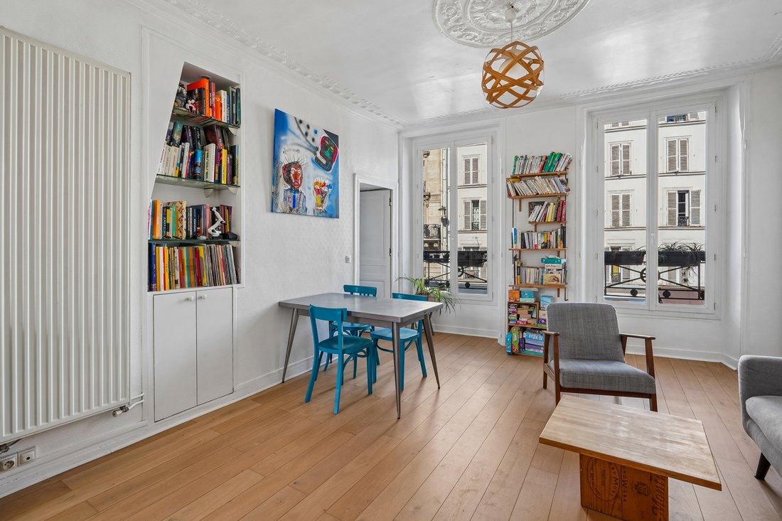Apartment in Grange Aux Belles-Terrage, Paris 10e Arrondissement, Paris 4 - 18290984
