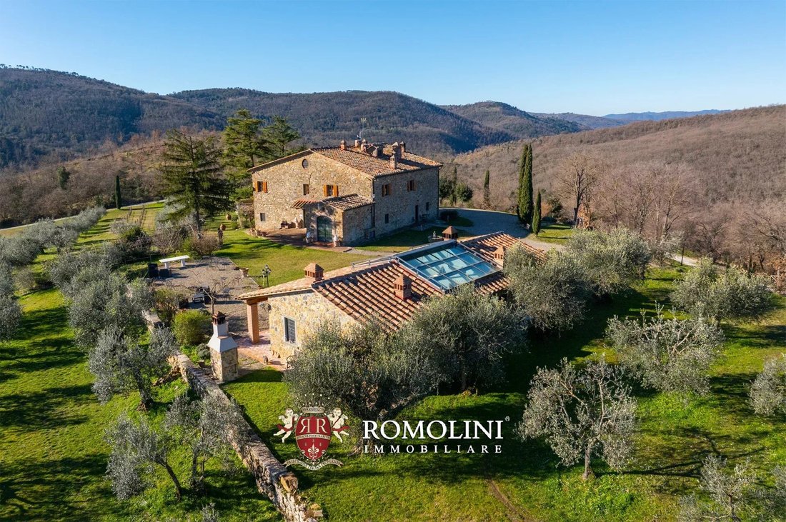 Villa in Civitella In Val di Chiana, Tuscany, Italy 3 - 15665268
