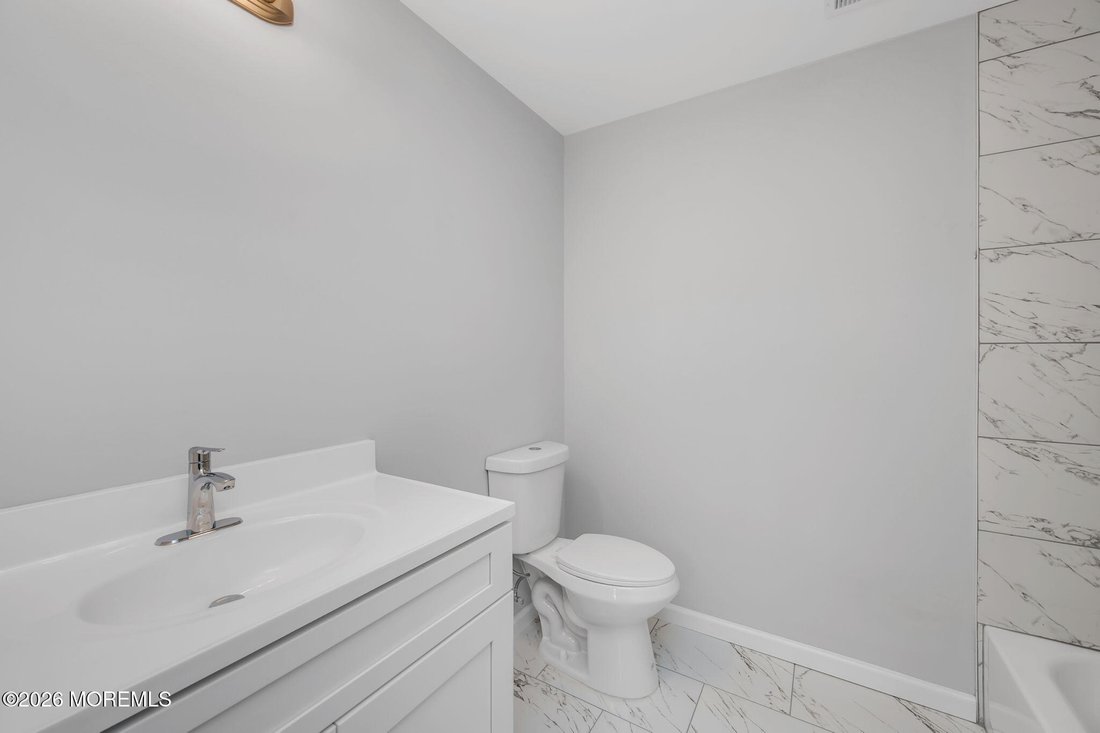 House in Piscataway, New Jersey, United States 5 - 18280003