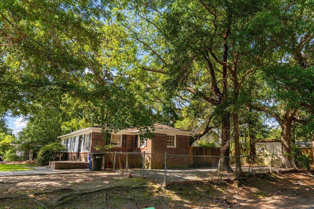 Land in Mount Pleasant, South Carolina, United States 1 - 18286026