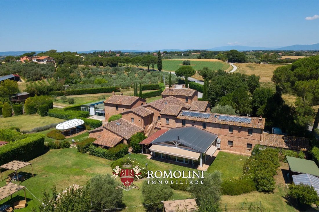 Castiglione del Lago, Umbria, Italy 5 - 15665941