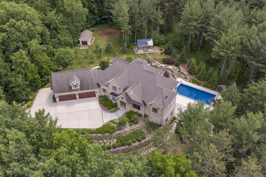 House in West Bend, Wisconsin, United States 1 - 18086406