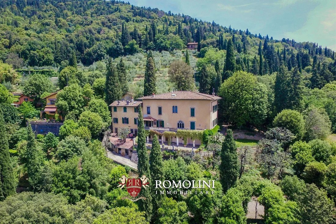 Villa in Fiesole, Tuscany, Italy 1 - 15665812
