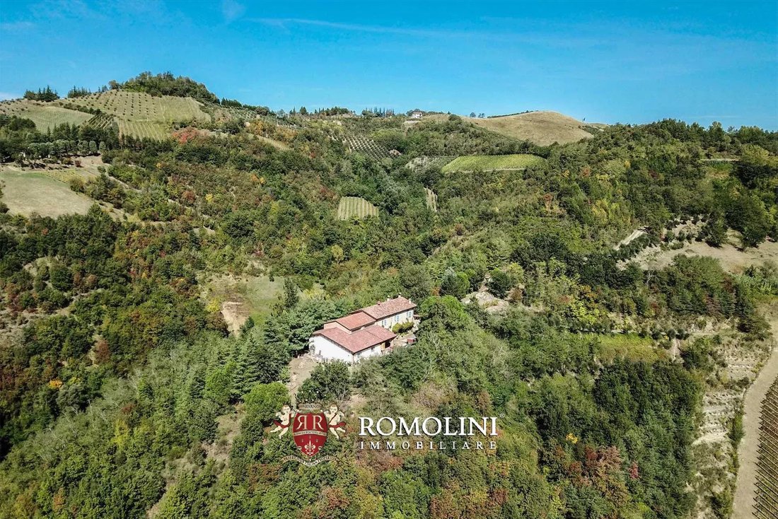 Farm Ranch in Modigliana, Emilia-Romagna, Italy 2 - 15663189