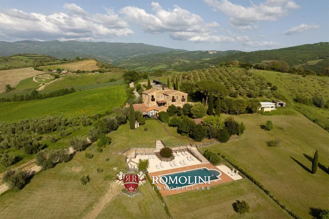 Villa in Roccalbegna, Tuscany, Italy 2 - 15665298