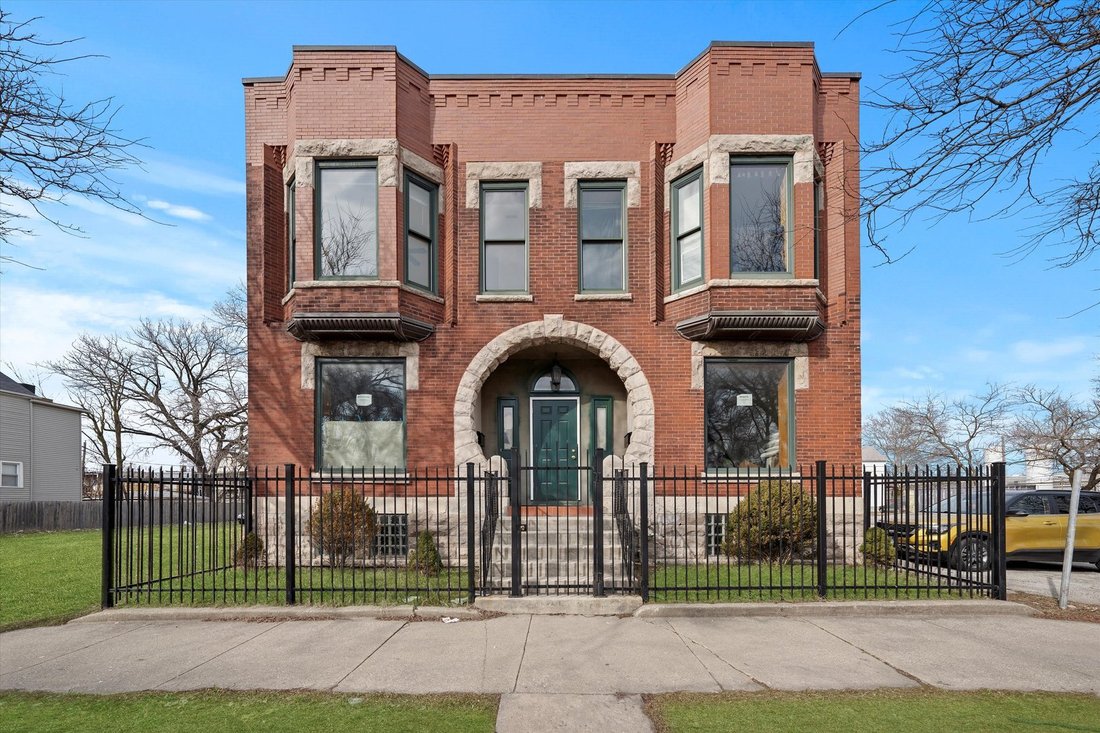 Chicago, Illinois, United States 2 - 18285968