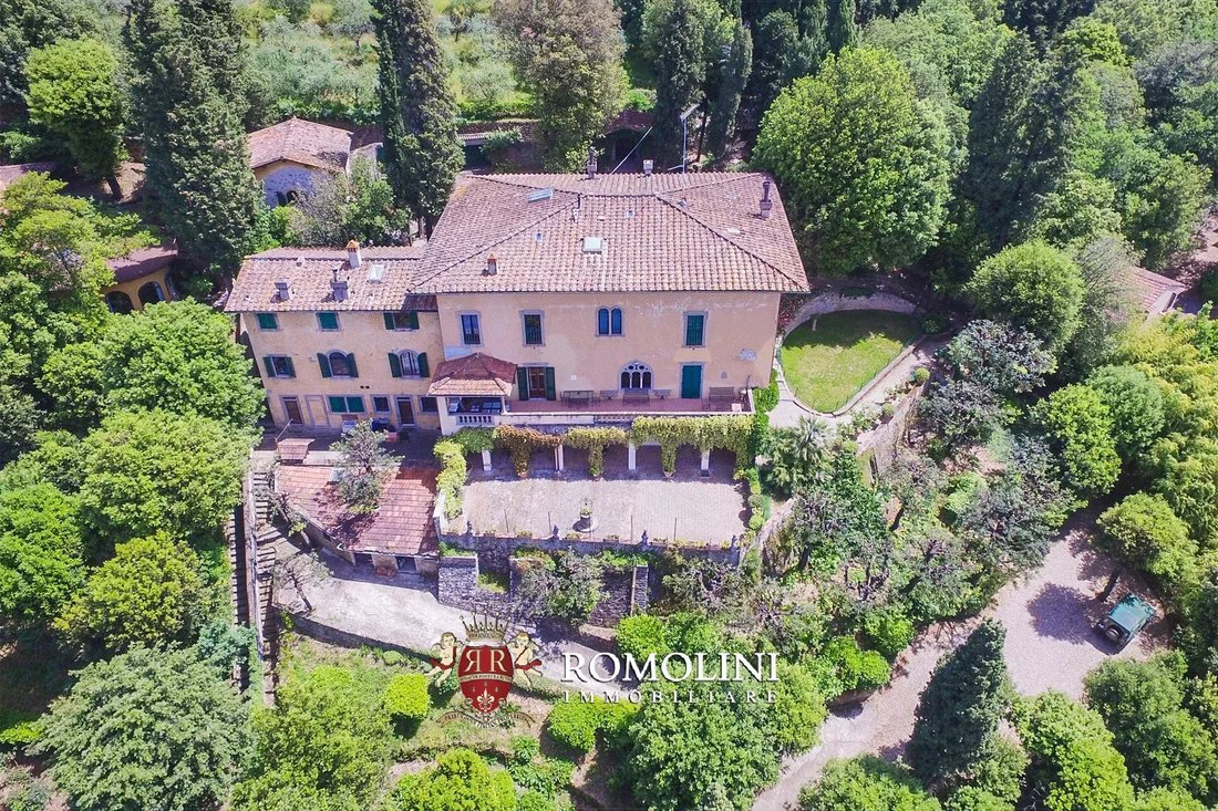 Villa in Fiesole, Tuscany, Italy 2 - 15665812
