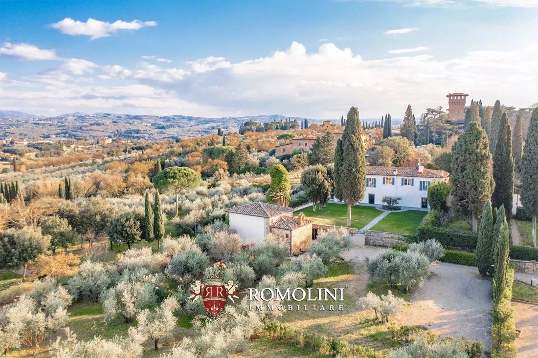 Villa in Two Roads - San Gaggio, Florence, Italy 2 - 15666167