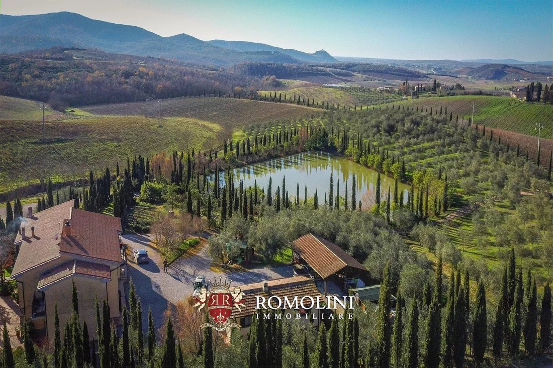 Farm Ranch in Manciano, Tuscany, Italy 1 - 15663180