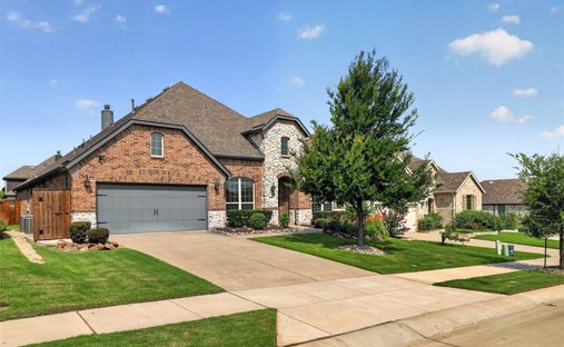 House in Little Elm, Texas, United States 1