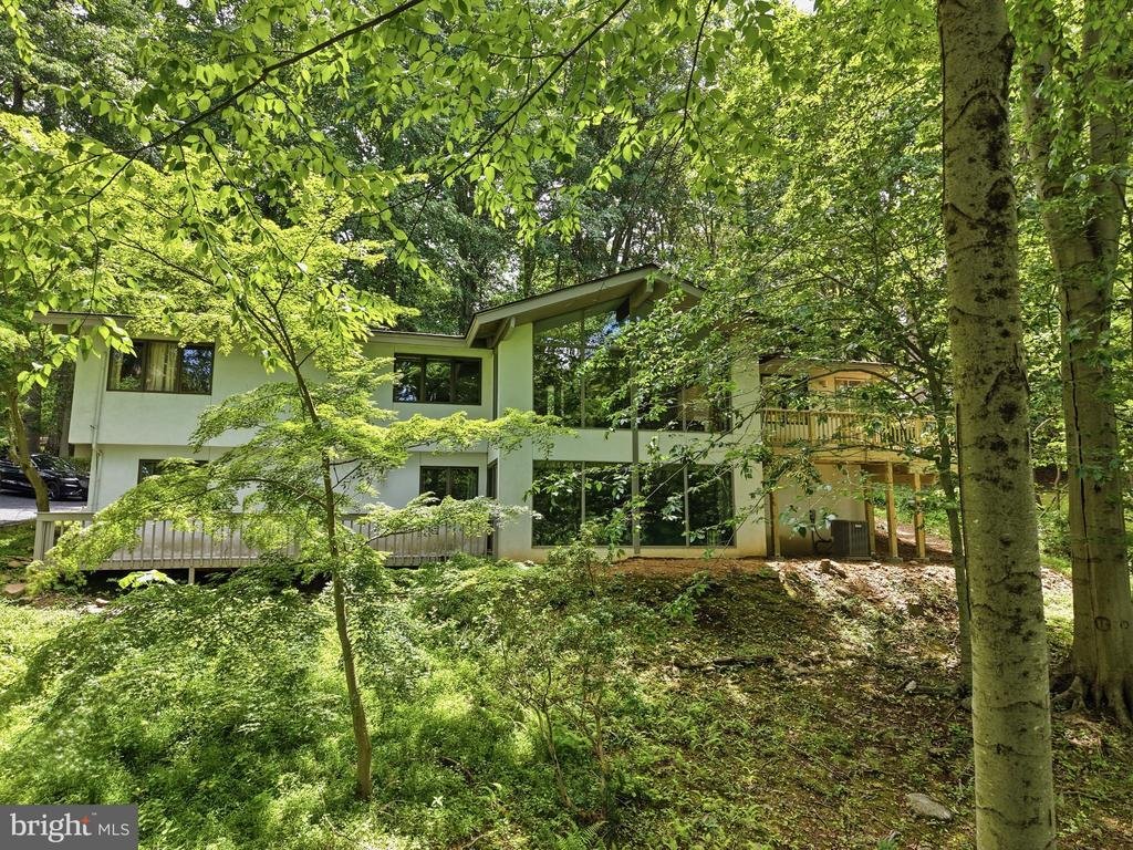 House in Newtown Square, Pennsylvania, United States 1 - 18286573
