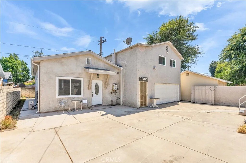 Ontario, California, United States 3 - 18280820