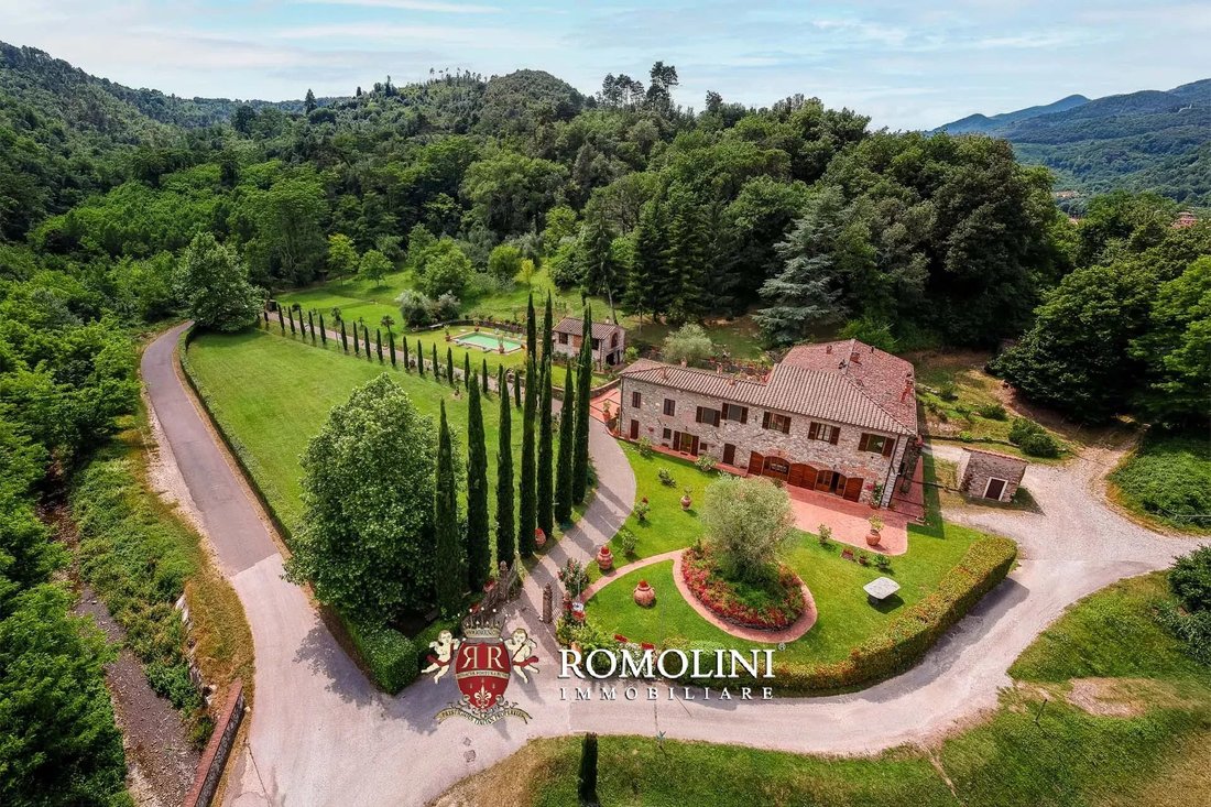 Villa in Area Monte San Quirico - Sant'Alessio, Lucca, Tuscany 3 - 15663130