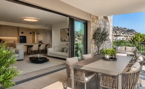 Apartment in Village-Cros de Caste-Coupiere-Mont Gros, Roquebrune-Cap-Martin, France 1