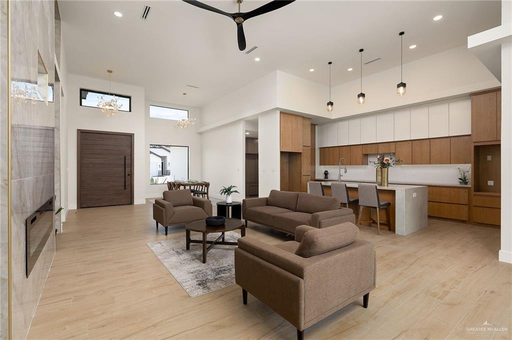 House in Edinburg, Texas, United States 4 - 18288259