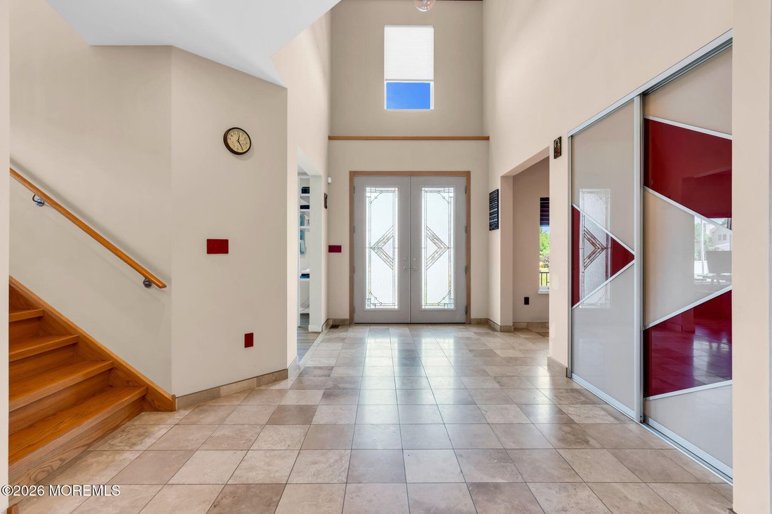 House in Freehold Township, New Jersey, United States 4 - 18283886