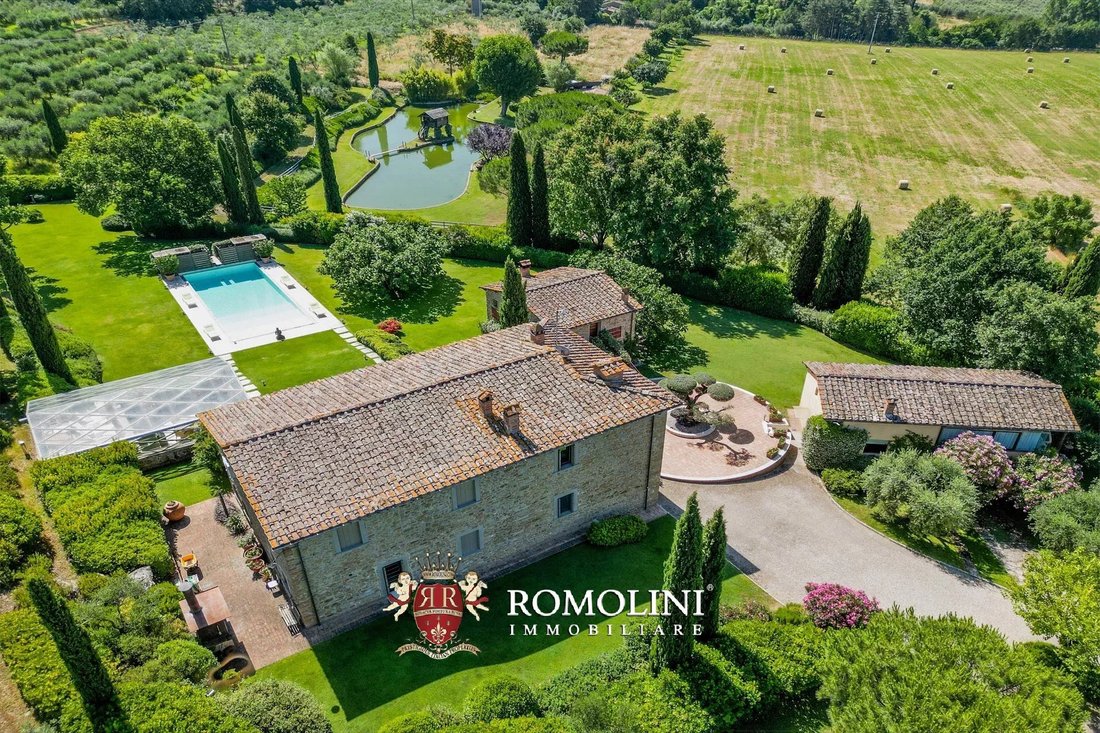 Villa in Santa Firmina, Arezzo, Tuscany 1 - 15665879