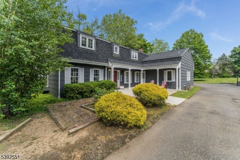 House in Mendham, New Jersey, United States 2 - 18296216